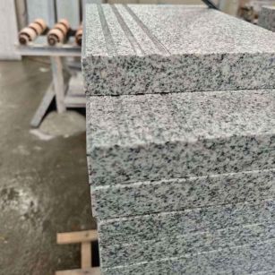 云浮芝麻白楼梯踏步