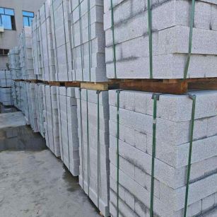 云浮芝麻白路牙石，路侧石