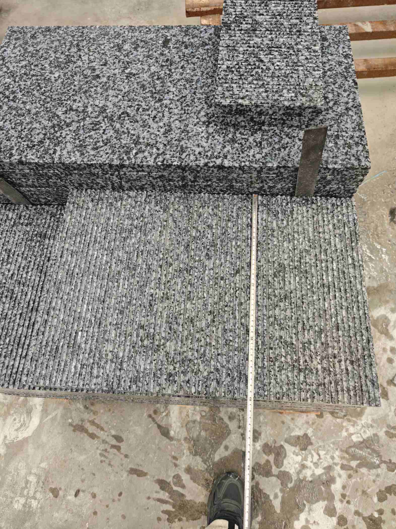 云浮芝麻黑拉丝面