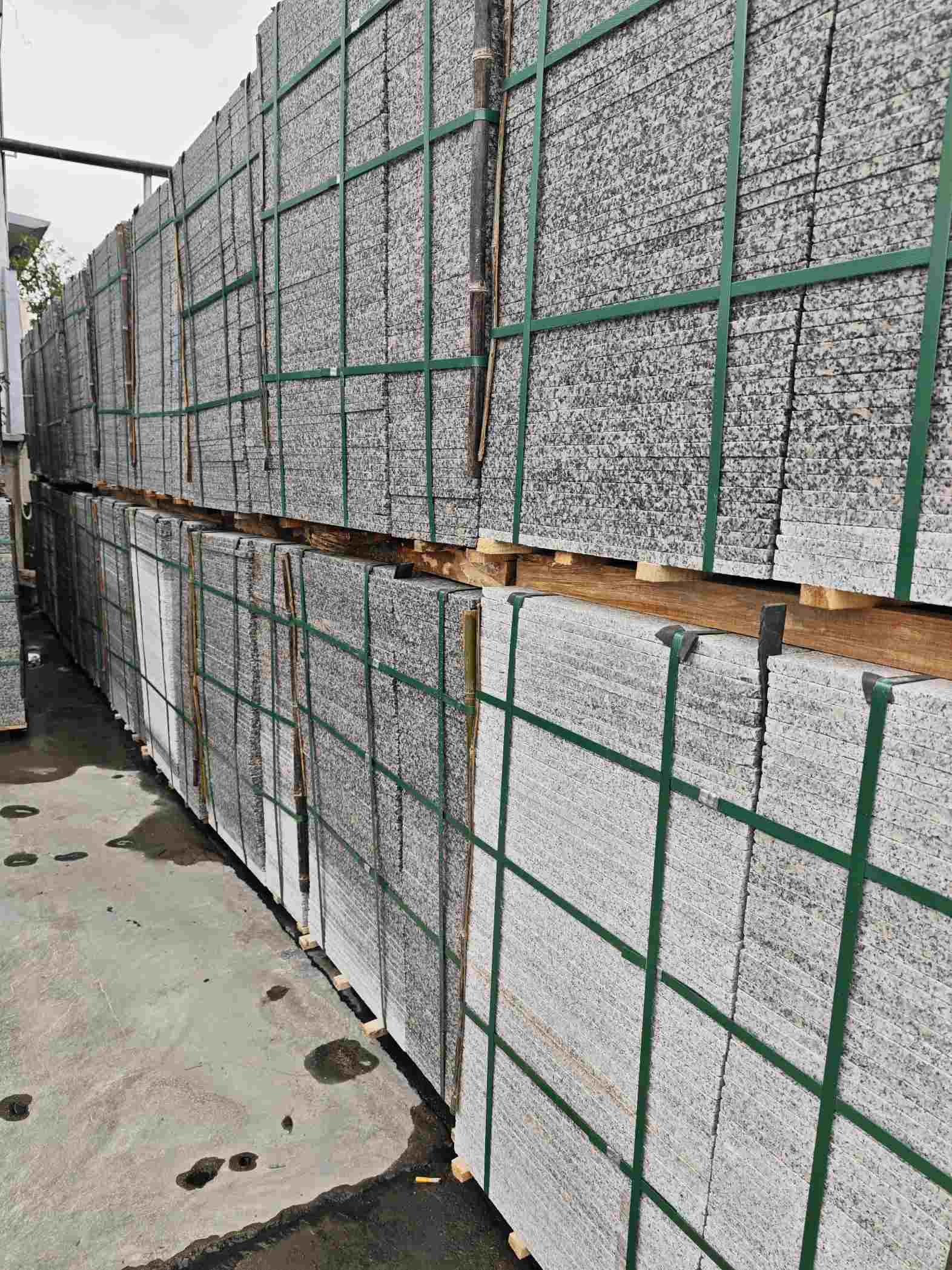 云浮芙蓉白地铺石，石材地铺石