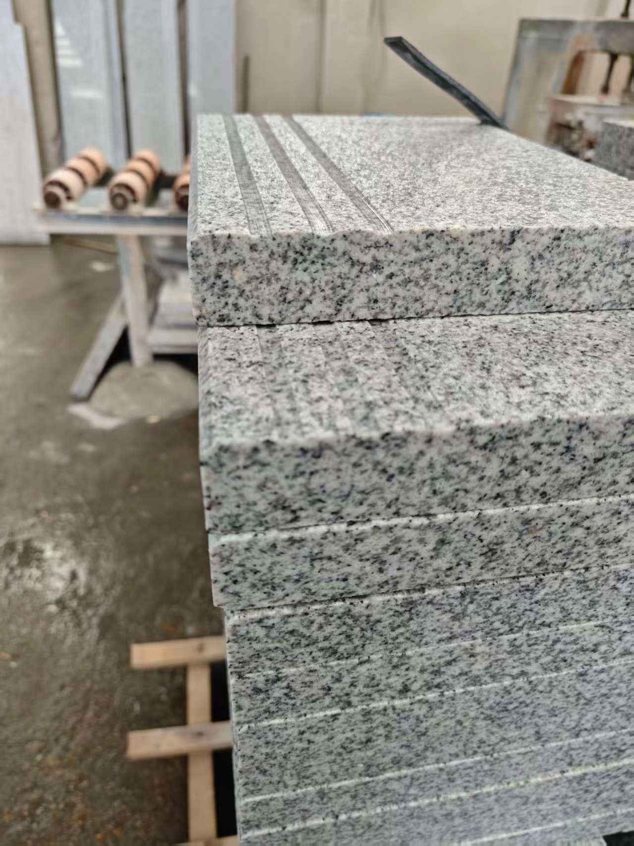 云浮芝麻白楼梯踏步